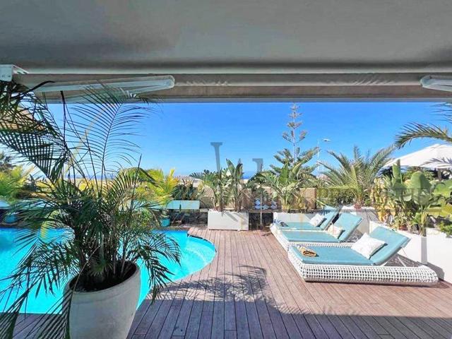 Chalet en venta en Adeje, Calle Dublin, 38660 photo 0