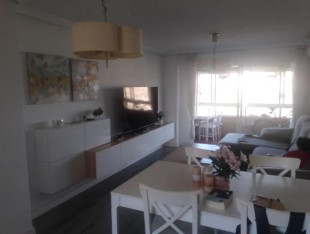 Piso en venta en Alicante, L'Alacantí photo 0