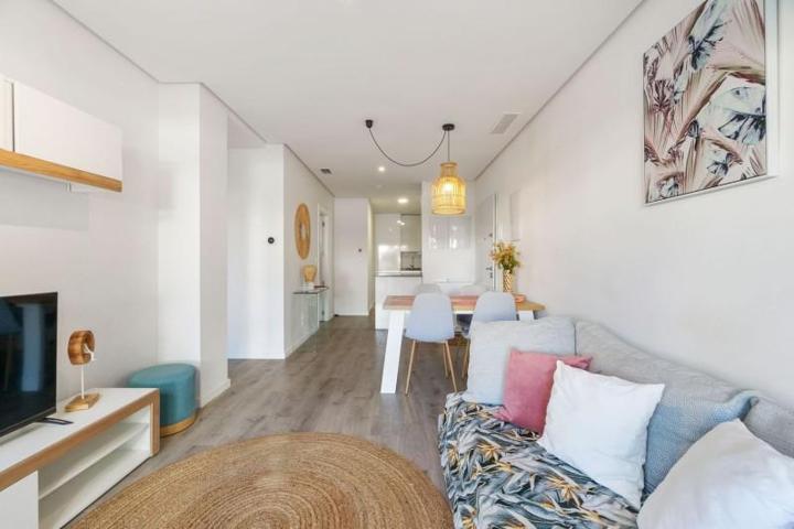 Piso en venta en Orihuela, Baix Segura photo 0