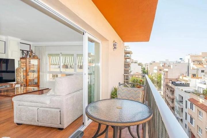 Piso en venta en Mallorca, Santa Catalina photo 0
