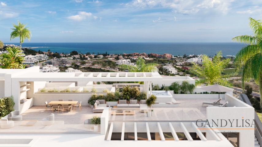 Apartamento en venta en Estepona photo 0