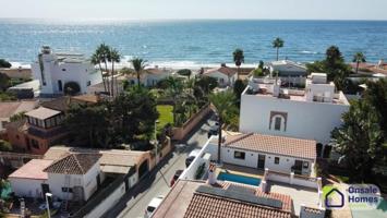 Chalet en venta en Marbella, Costa del Sol Occidental-Área de Marbella photo 0