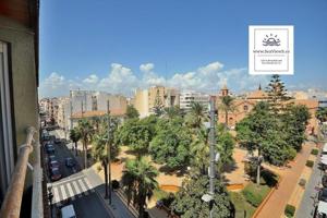 Apartamento en venta en Torrevieja, Centro photo 0