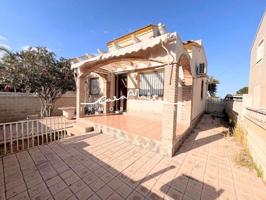 Chalet en venta en Polop, La alberca photo 0