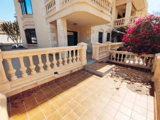 Apartamento en venta en Guardamar del Segura, Moncayo photo 0