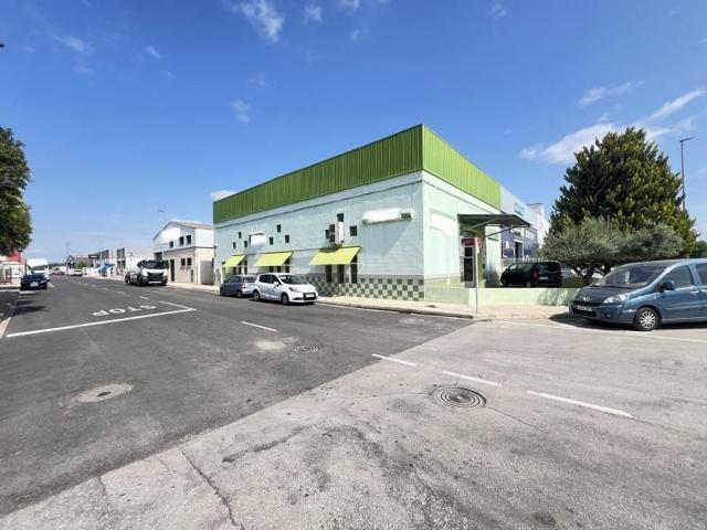 Nave industrial en venta en Alzira photo 0