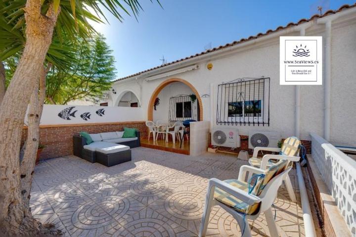 Adosada en venta en Torrevieja, Nueva Torrevieja photo 0