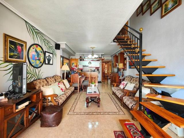 Apartamento en venta en Torrevieja photo 0
