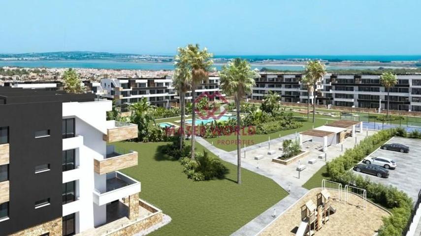 Apartamento en venta en Torrevieja, La Siesta - El Salado - Torreta photo 0