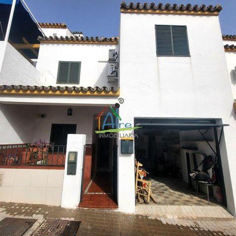 Adosada en venta en Ginés, Urbanización photo 0