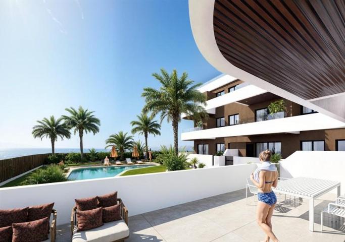 Apartamento en venta en Guardamar del Segura photo 0