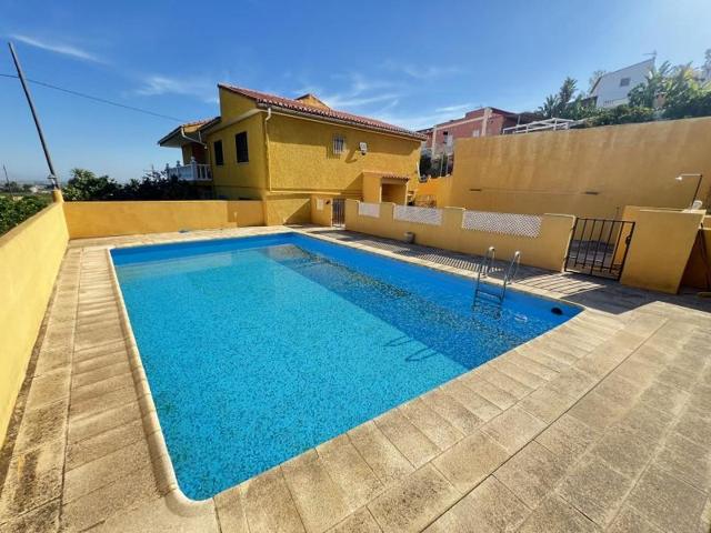 Chalet en venta en Alzira photo 0
