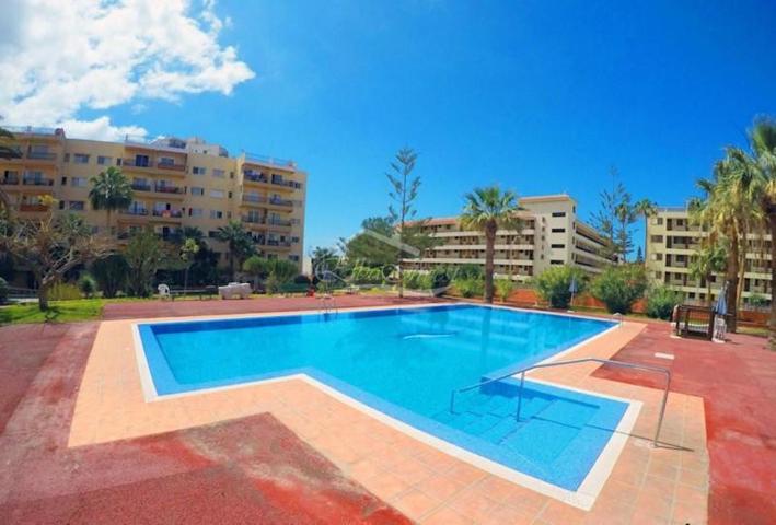 Piso en venta en Arona photo 0