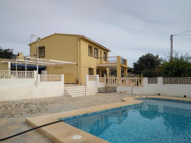 Casa con terreno en venta en Villajoyosa, Montaña photo 0