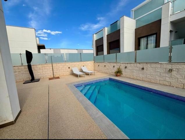 Chalet en venta en Ciudad quesada, Costa blanca sur photo 0