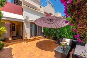 Adosada en venta en Torrevieja, Aguas Nuevas photo 0