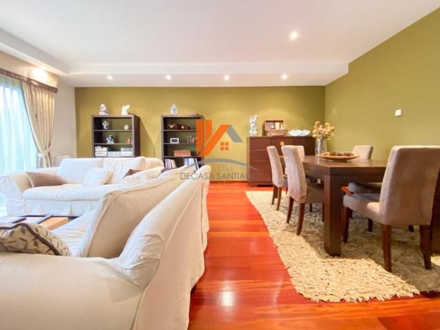 Bungalow en venta en Santiago de Compostela photo 0