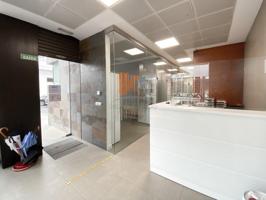 Local comercial en venta en Santiago de Compostela photo 0