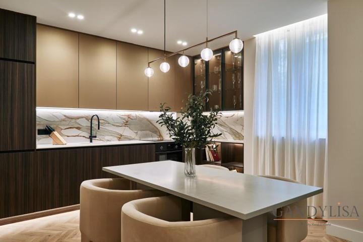 Apartamento en venta en Madrid photo 0