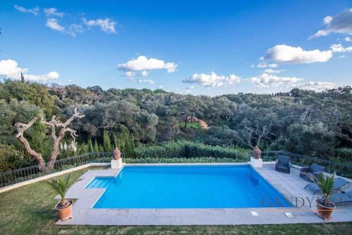 Chalet en venta en Sotogrande photo 0