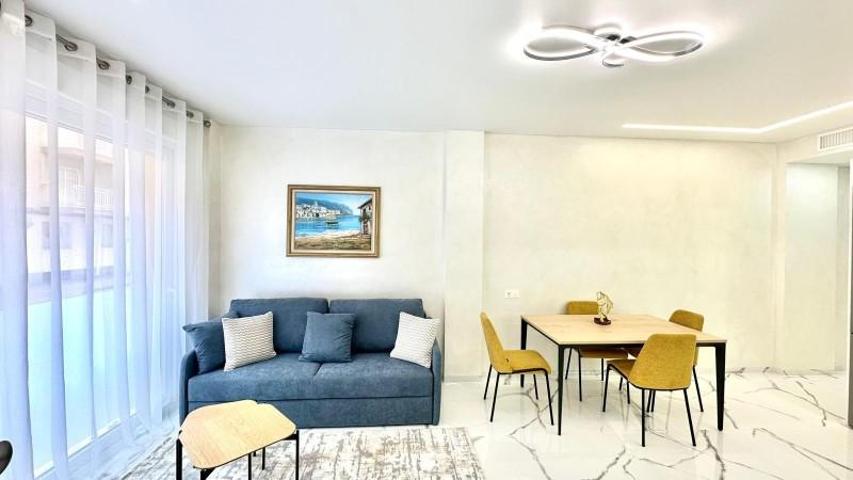 Apartamento en venta en Torrevieja, Playa del cura photo 0