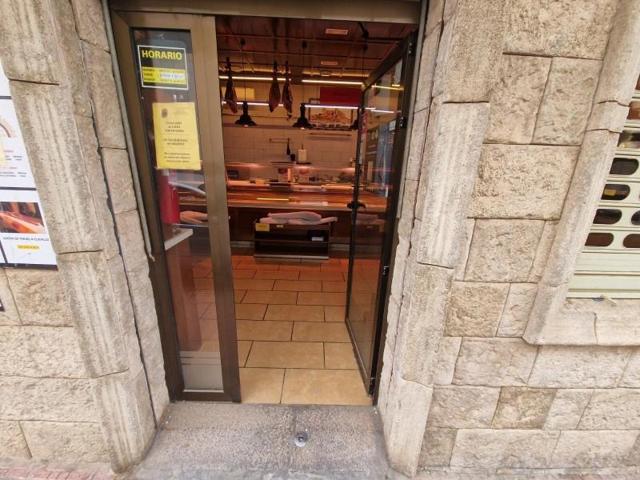 Local comercial en venta en Torrevieja, Estacion de autobuses photo 0