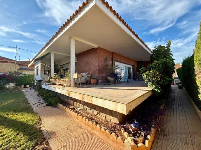 Chalet en venta en Cartagena, Los Urrutias photo 0