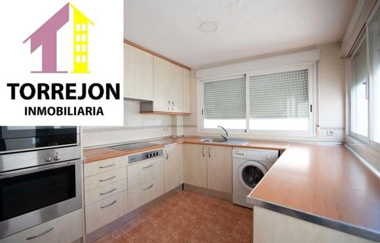 Casa en venta en Campo Real, Casco antiguo campo real photo 0