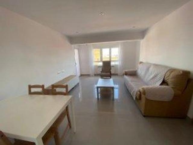 Piso en alquiler en Valladolid, Delicias photo 0