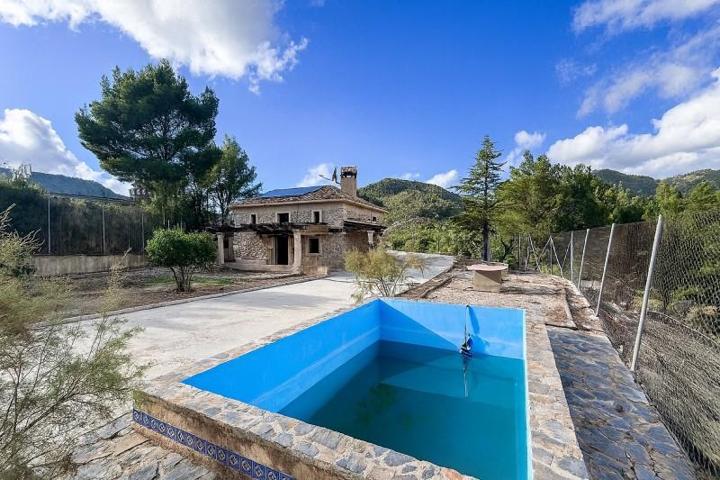 Casa con terreno en venta en Torremanzanas photo 0