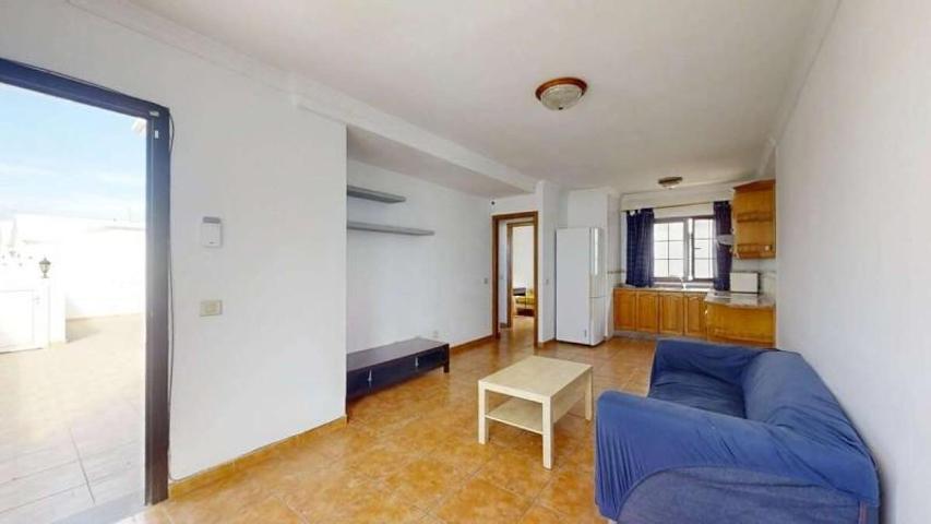 Apartamento en venta en San Bartolomé, Playa Honda photo 0
