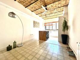 Apartamento en venta en Barcelona, El Poble-sec photo 0