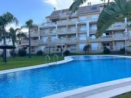 Apartamento en venta en Denia, Playa Deveses en Denia photo 0