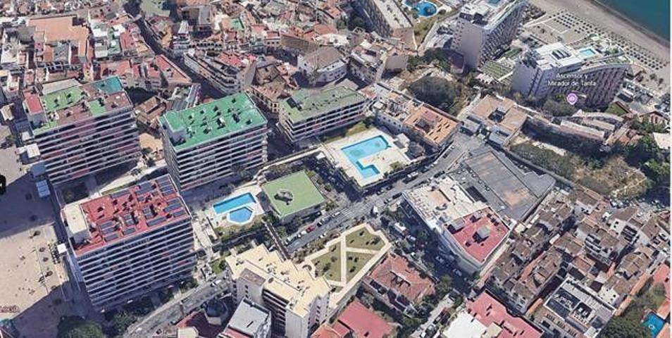 Apartamento en venta en Torremolinos, Centro photo 0