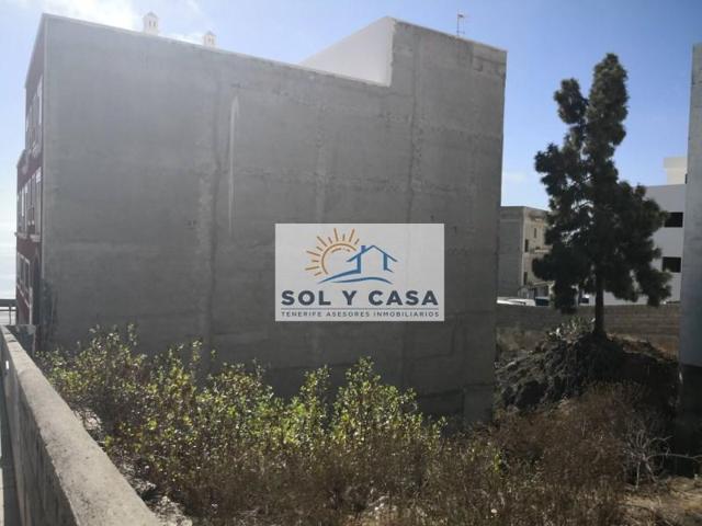 Terreno en venta en Guía de Isora photo 0