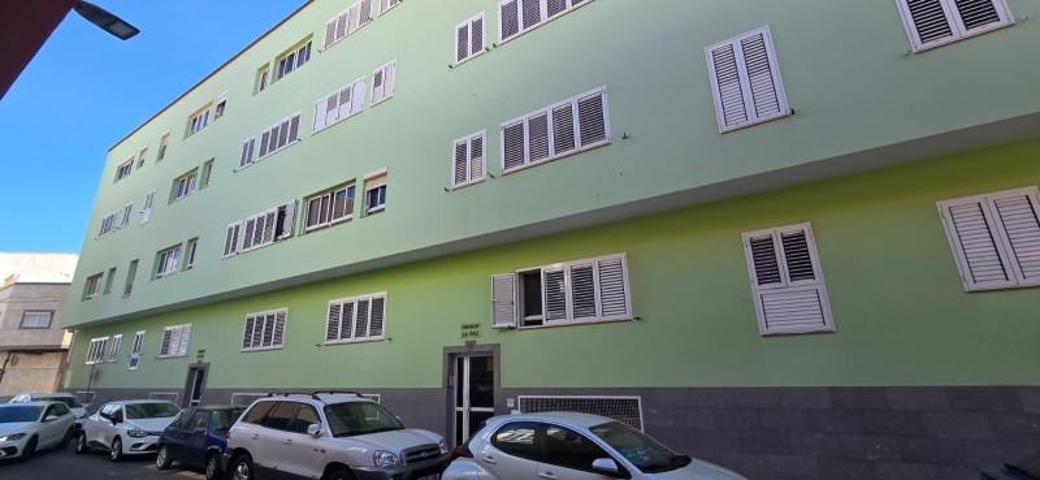 Piso en venta en Santa Lucía de Tirajana, Vecindario centro-San Pedro Mártir photo 0