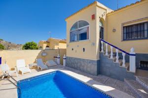 Chalet en venta en San Fulgencio photo 0