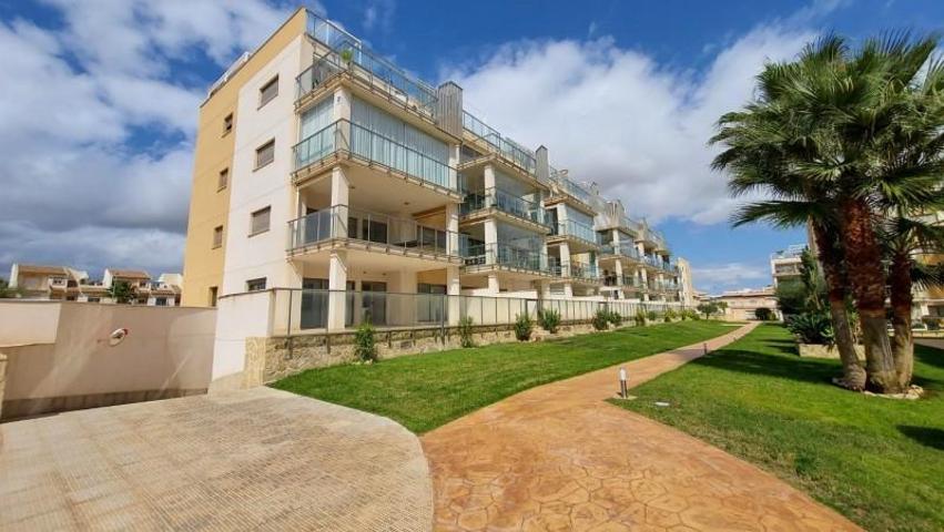 Apartamento en venta en Orihuela Costa photo 0