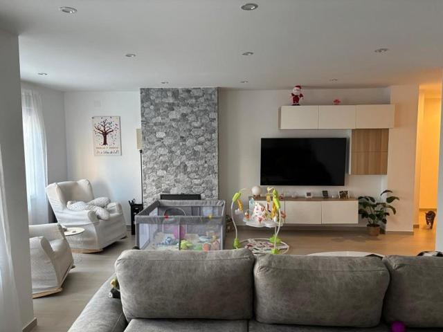 Apartamento en venta en Torrevieja photo 0