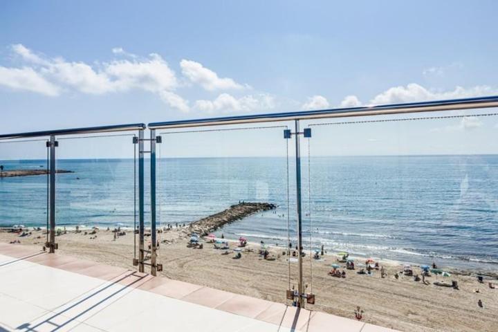 Apartamento en venta en Torrevieja photo 0