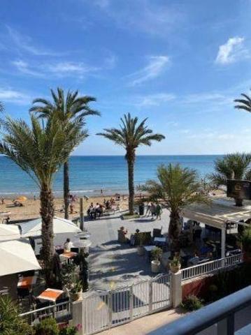 Apartamento en venta en Torrevieja, Playa del cura photo 0