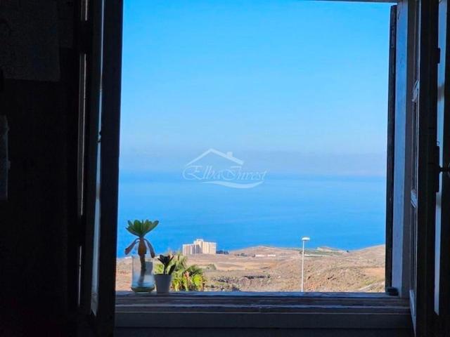 Bungalow en venta en Adeje photo 0