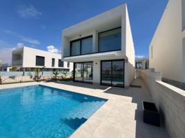 Chalet en venta en Santa Pola, Avda. mediterraneo photo 0