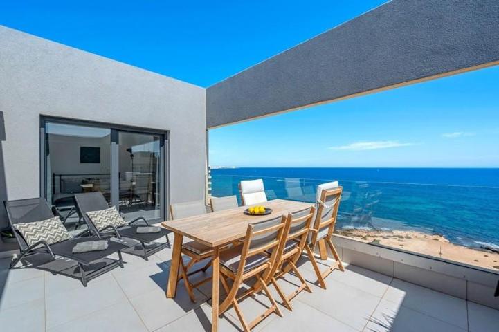 Apartamento en venta en Torrevieja photo 0