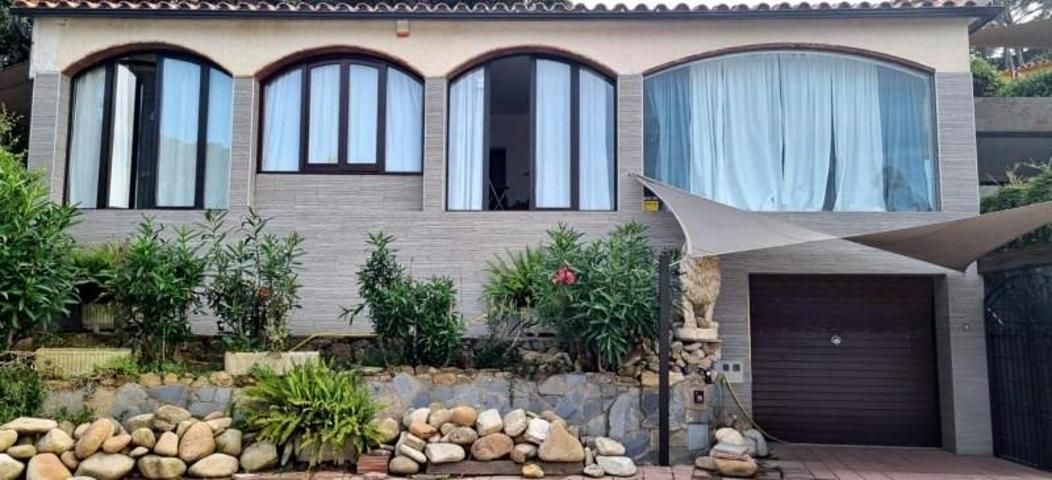 Chalet en venta en Pals, Els Masos de Pals photo 0