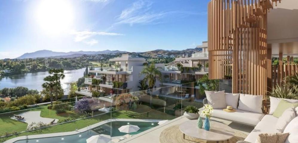 Apartamento en venta en Estepona, Bel-Air photo 0