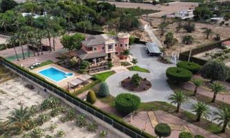 Chalet en venta en Elche photo 0