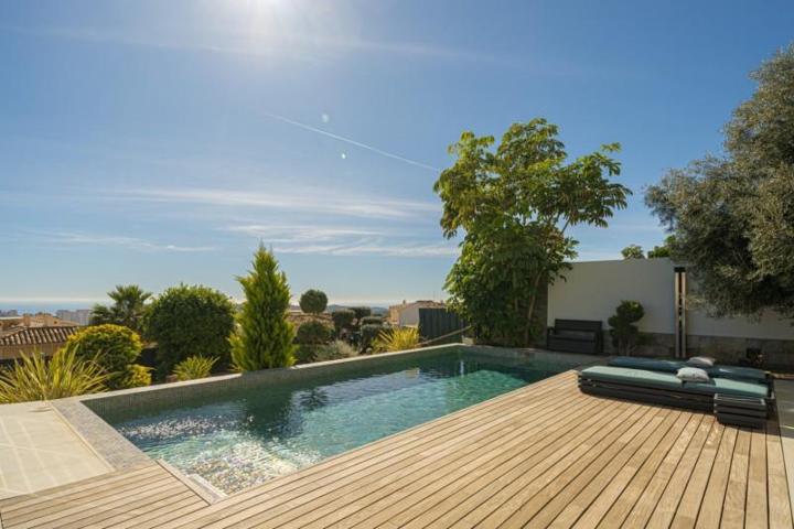 Chalet en venta en Finestrat photo 0