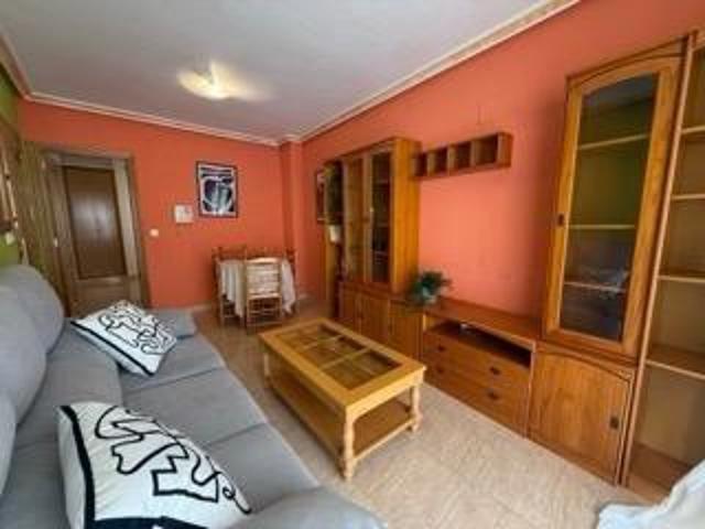 Apartamento en venta en Torrevieja photo 0