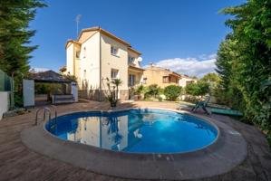 Casa en venta en San Martín de Valdeiglesias, Garnacho photo 0